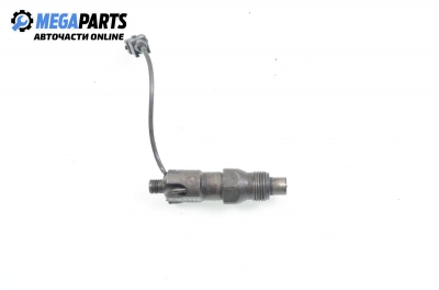 Injector inteligent pentru Volvo S40/V40 1.9 TD, 90 cp, combi, 1998