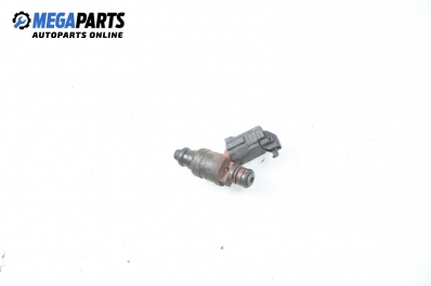 Gasoline fuel injector for Skoda Fabia 1.4, 60 hp, hatchback, 5 doors, 2002