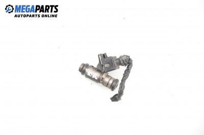 Gasoline fuel injector for Renault Clio II 1.4 16V, 95 hp, sedan, 2002