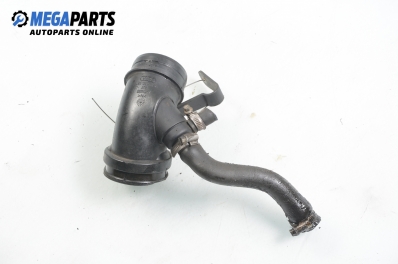 Conductă de aer pentru Volkswagen Passat (B5; B5.5) 1.8, 125 cp, combi automat, 1997 № 058133356D