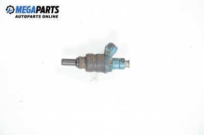 Gasoline fuel injector for Volkswagen Passat (B5; B5.5) 1.8, 125 hp, station wagon automatic, 1997 № 058133551