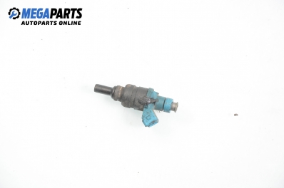 Gasoline fuel injector for Volkswagen Passat (B5; B5.5) 1.8, 125 hp, station wagon automatic, 1997 № 058133551