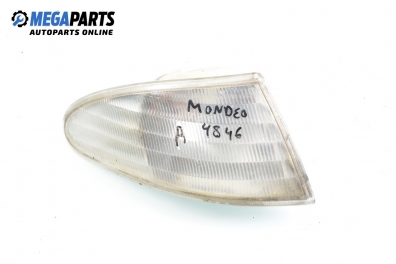 Semnalizator pentru Ford Mondeo Mk I 1.8 16V, 112 cp, sedan, 1994, poziție: dreapte