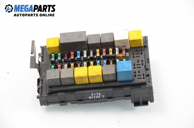 Fuse box for Lancia Delta 1.6, 75 hp, 5 doors, 1995