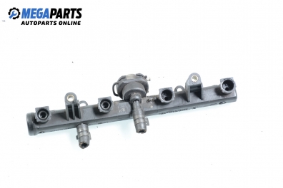 Fuel rail for Seat Ibiza (6K) 1.4, 60 hp, 3 doors, 2001