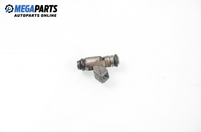 Gasoline fuel injector for Volkswagen Golf III 1.6, 75 hp, 1997