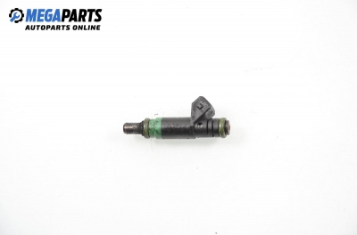 Gasoline fuel injector for Ford Focus I 1.6 16V, 100 hp, station wagon, 2001