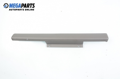 Interior plastic for Jeep Cherokee (KJ) 3.7 4x4, 204 hp automatic, 2001, position: left