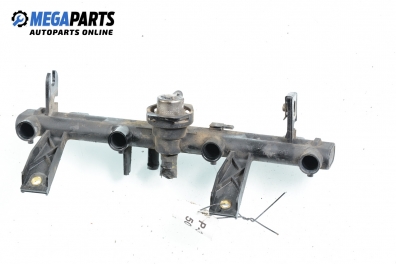 Fuel rail for Peugeot 306 1.6, 89 hp, hatchback, 5 doors, 1994