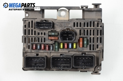 Fuse box for Peugeot 407 1.6 HDi, 109 hp, sedan, 2004