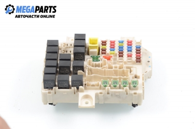 Sicherungskasten for Mitsubishi Colt 1.1, 75 hp, hecktür, 2006