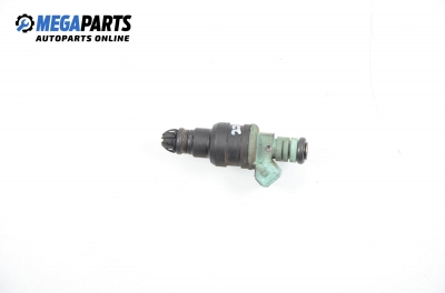 Gasoline fuel injector for BMW 5 (E39) 2.0, 150 hp, sedan, 1997