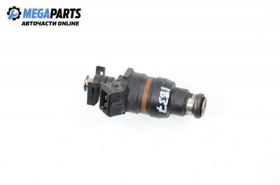 Gasoline fuel injector for BMW 3 (E36) 1.8 is, 140 hp, coupe, 1993