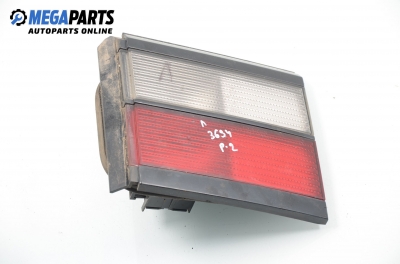 Inner tail light for Volkswagen Passat (B3) 1.8, 112 hp, station wagon, 1990, position: left