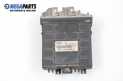 ECU für Volkswagen Passat 1.9 TDI, 90 hp, combi, 1994 № Bosch 0 281 001 172/173