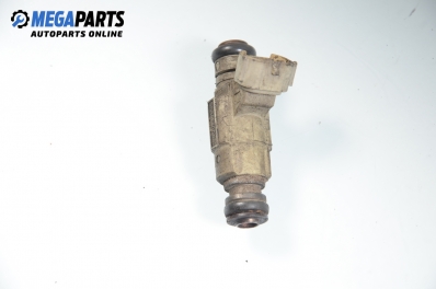 Gasoline fuel injector for Nissan Primera (P11) 2.0 16V, 131 hp, station wagon, 1998 № 16600-3J000 / Bosch 0 280 155 798