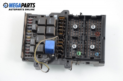 Sicherungskasten für Chrysler Voyager 2.5 TD, 116 hp, 1996