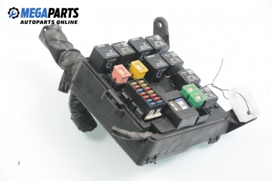 Fuse box for Opel Frontera B 2.2 DTI, 120 hp, 5 doors, 2003