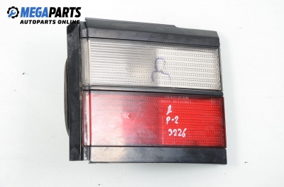 Inner tail light for Volkswagen Passat 1.8, 107 hp, station wagon, 1990, position: right