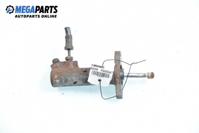 Clutch slave cylinder for Volkswagen Passat (B3) 1.8, 90 hp, station wagon, 1992