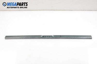 Material profilat portbagaj pentru Mercedes-Benz 124 (W/S/C/A/V) 2.0, 118 cp, combi, 1989