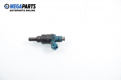 Gasoline fuel injector for Volkswagen Passat (B5; B5.5) 1.8, 125 hp, station wagon, 1998