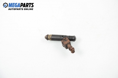 Gasoline fuel injector for Renault Clio II 1.4, 75 hp, sedan, 2002