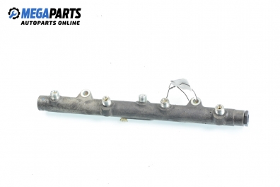 Fuel rail for Land Rover Freelander I (L314) 2.0 Td4 4x4, 112 hp, 2002