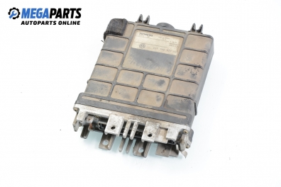 ECU für Volkswagen Passat (B4) 2.0, 115 hp, combi, 1994 № 037 906 022 GD / Siemens 5WP4 130