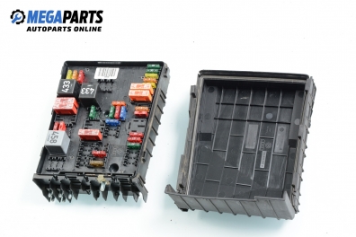 Fuse box for Audi A3 (8P) 2.0 TDI, 140 hp, 3 doors, 2007