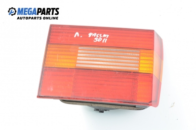 Inner tail light for Volkswagen Passat (B4) 2.0 16V, 150 hp, sedan, 1994, position: left Hella