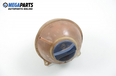 Coolant reservoir for Volkswagen Passat (B3) 1.8, 90 hp, sedan, 1992