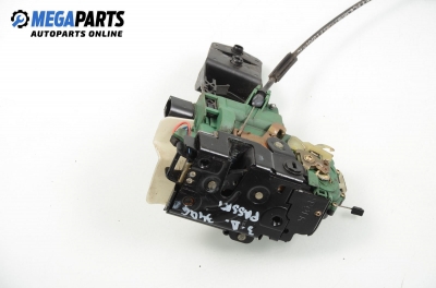 Schloss for Volkswagen Passat (B5; B5.5) 2.0, 115 hp, sedan automatic, 2002, position: rechts, rückseite
