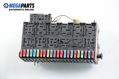 Fuse box for Volkswagen Polo (6N/6N2) 1.9 D, 64 hp, 3 doors, 1996