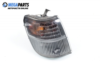 Blinker for Mitsubishi Pajero 2.5 TDI, 99 hp, 5 doors automatic, 1992, position: right