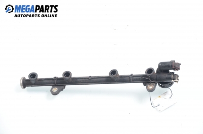 Fuel rail for Ford Fiesta IV 1.3, 60 hp, 3 doors, 2001