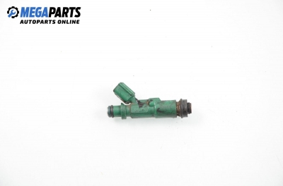 Gasoline fuel injector for Toyota Yaris Verso 1.3, 86 hp, 2000