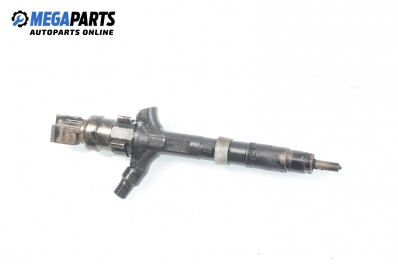 Diesel fuel injector for Toyota Corolla (E120; E130) 2.0 D-4D, 116 hp, hatchback, 5 doors, 2004 № Denso 23670-27020