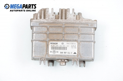 ECU für Volkswagen Passat 1.8, 75 hp, combi, 1994 № 0 261 203 182/183