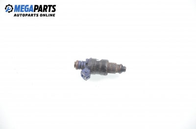 Gasoline fuel injector for Renault Megane Scenic 1.6, 90 hp, 1997