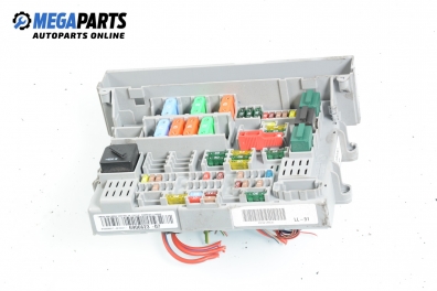 Fuse box for BMW 3 (E90, E91, E92, E93) 2.0, 150 hp, station wagon, 2007 № 6906623