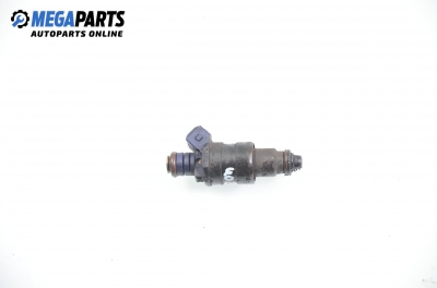 Gasoline fuel injector for Renault Megane Scenic 1.6, 90 hp, 1997