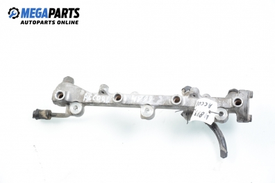 Fuel rail for Honda Accord V 2.0, 131 hp, sedan, 1994