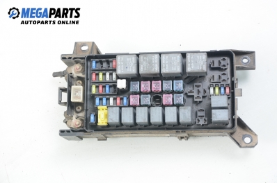 Fuse box for Kia Sorento 2.5 CRDi, 140 hp, 2006