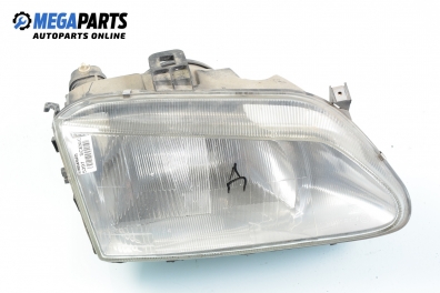 Headlight for Renault Megane Scenic 1.9 dTi, 98 hp, 1997, position: right Valeo