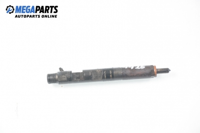 Diesel fuel injector for Dacia Logan 1.5 dCi, 68 hp, sedan, 2008 № E JBR 05101D