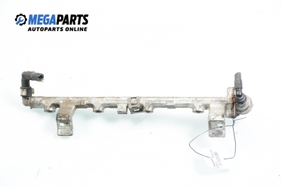 Fuel rail for Ford Focus I 1.4 16V, 75 hp, hatchback, 5 doors, 2003