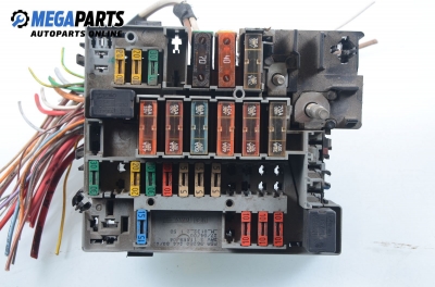 Fuse box for Peugeot 206 2.0 HDI, 90 hp, hatchback, 3 doors, 2000