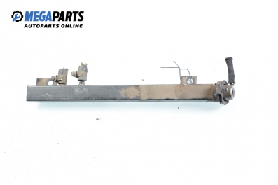 Fuel rail for BMW 3 (E36) 1.6, 100 hp, sedan, 1993