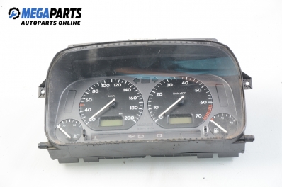 Bloc instrumente de bord pentru Volkswagen Golf III 1.8, 90 cp, 3 uși, 1992